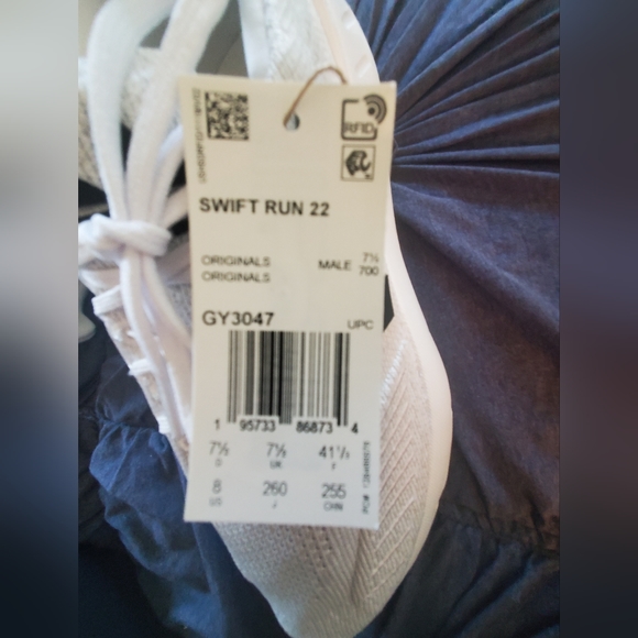 COPY - Adidas Swift Run 22 -Men's- Size 8 (White/Black) - Picture 9 of 13
